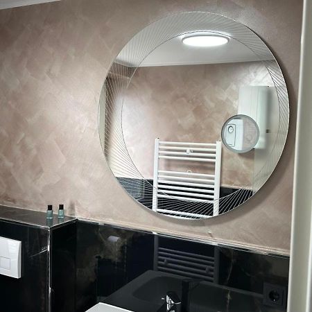 Ferienwohnung Spa Delluxe Эссен Экстерьер фото
