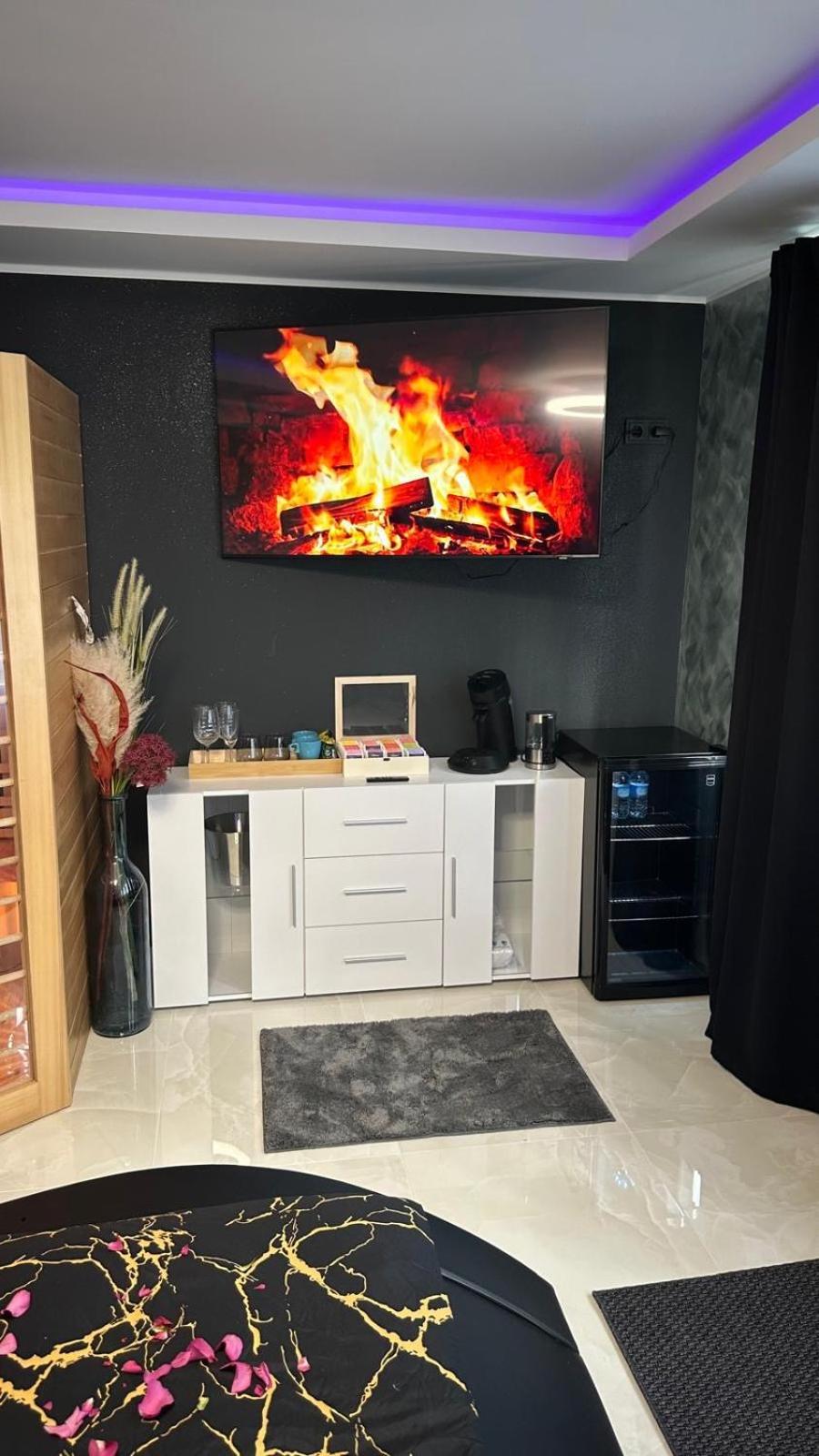 Ferienwohnung Spa Delluxe Эссен Экстерьер фото